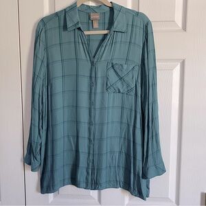 Chico’s Multi Turquoise button down top.